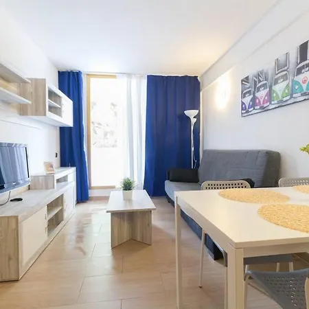 Complejo Residencial Con Terraza-cat-2 Apartment